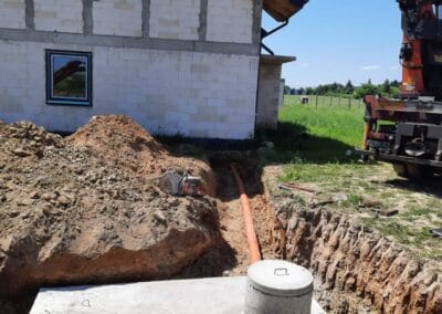 Spadek rury do szamba