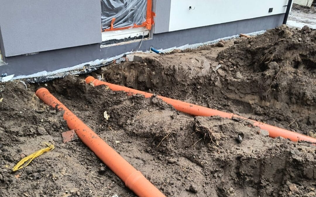 W jakiej odległości od domu można zrobić szambo
